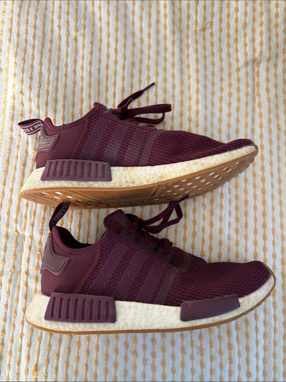 Men’s Adidas NMD_R1 sneakers